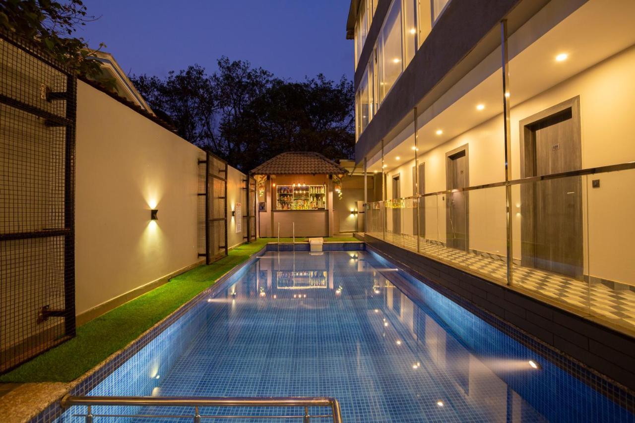 The Porto By Lagom Vagator Goa Near Ozran Beach 안주나 외부 사진